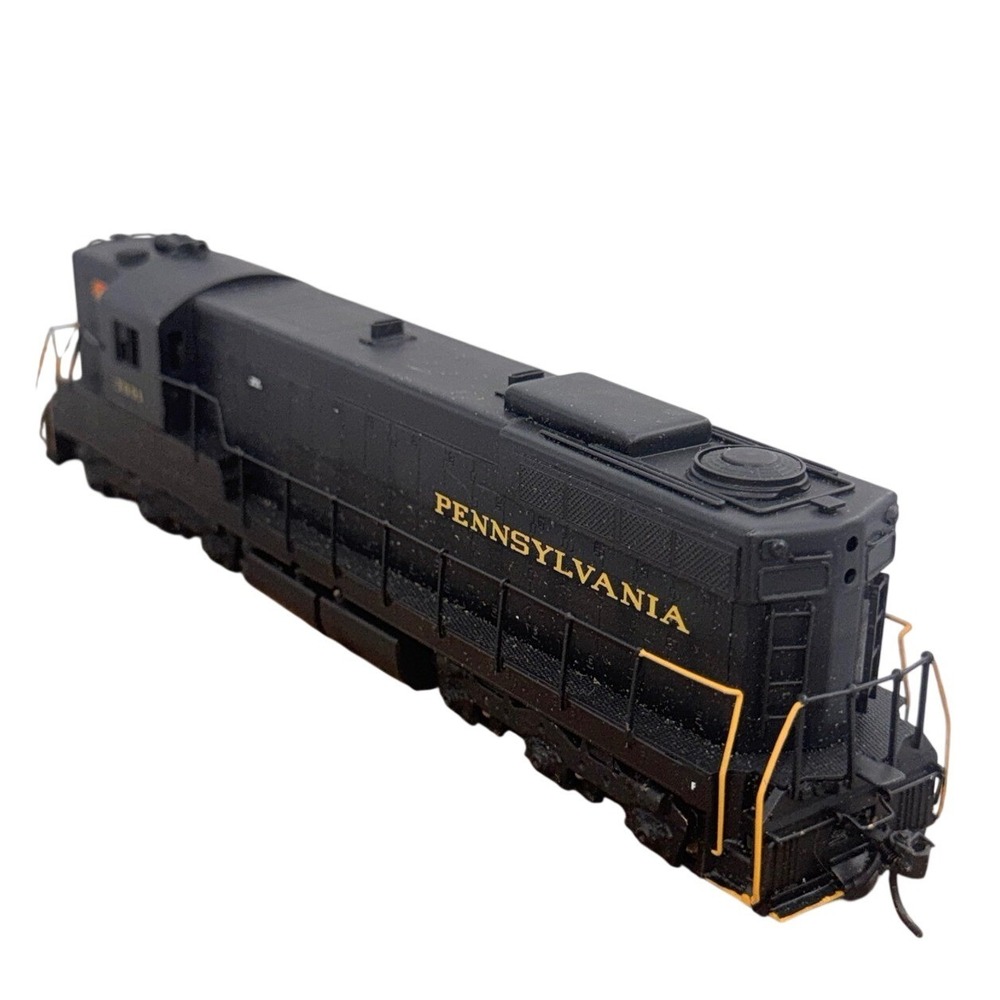 EMD SD9 Diesel Locomotive HO Brass Hallmark KMT PRR Pennsylvania #7601 w/Box
